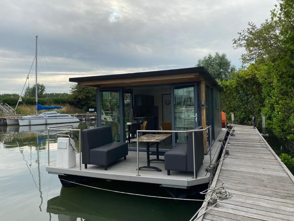 Houseboat De Amstel Hotel Monnickendam Luaran gambar