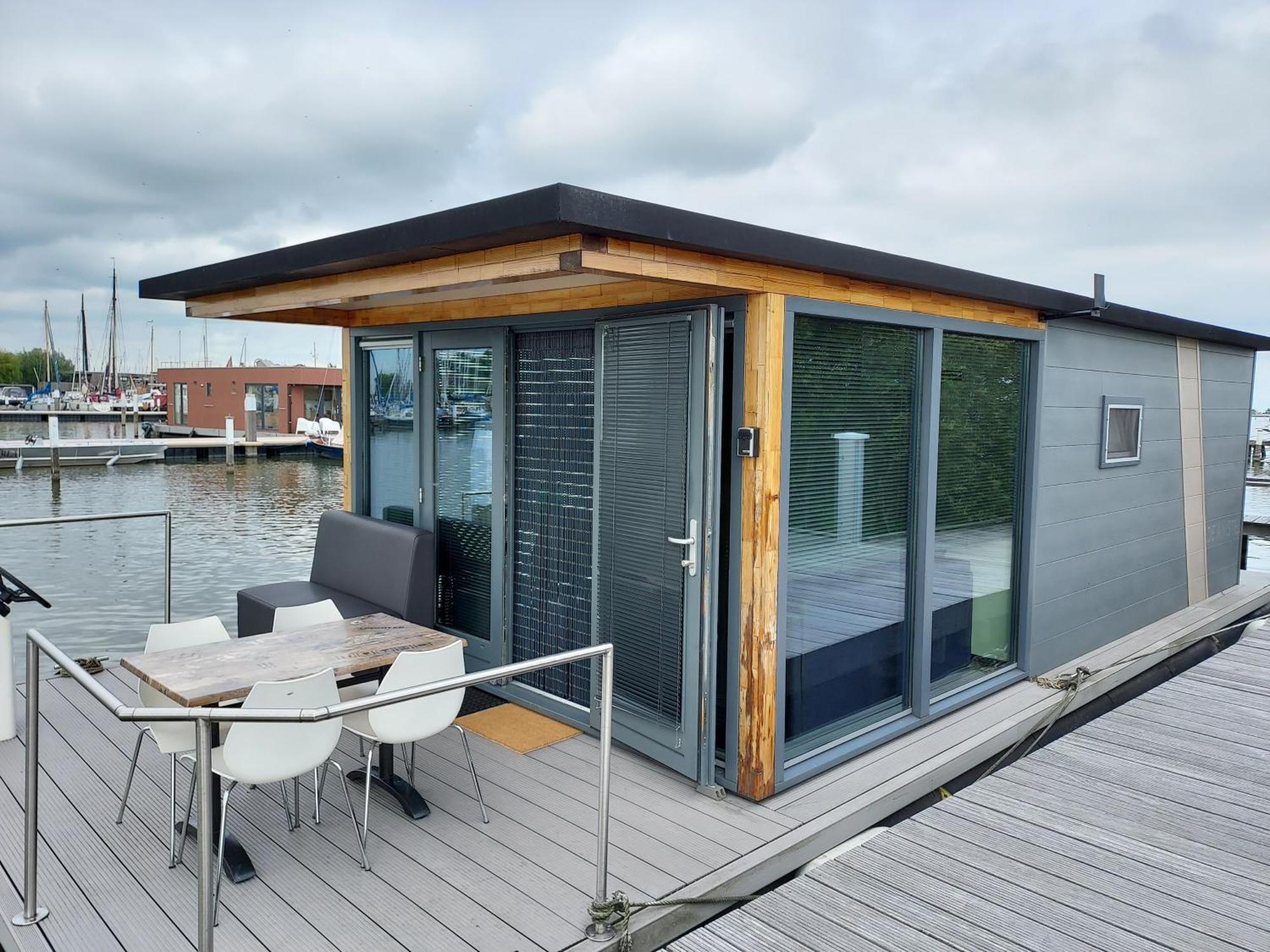 Houseboat De Amstel Hotel Monnickendam Luaran gambar